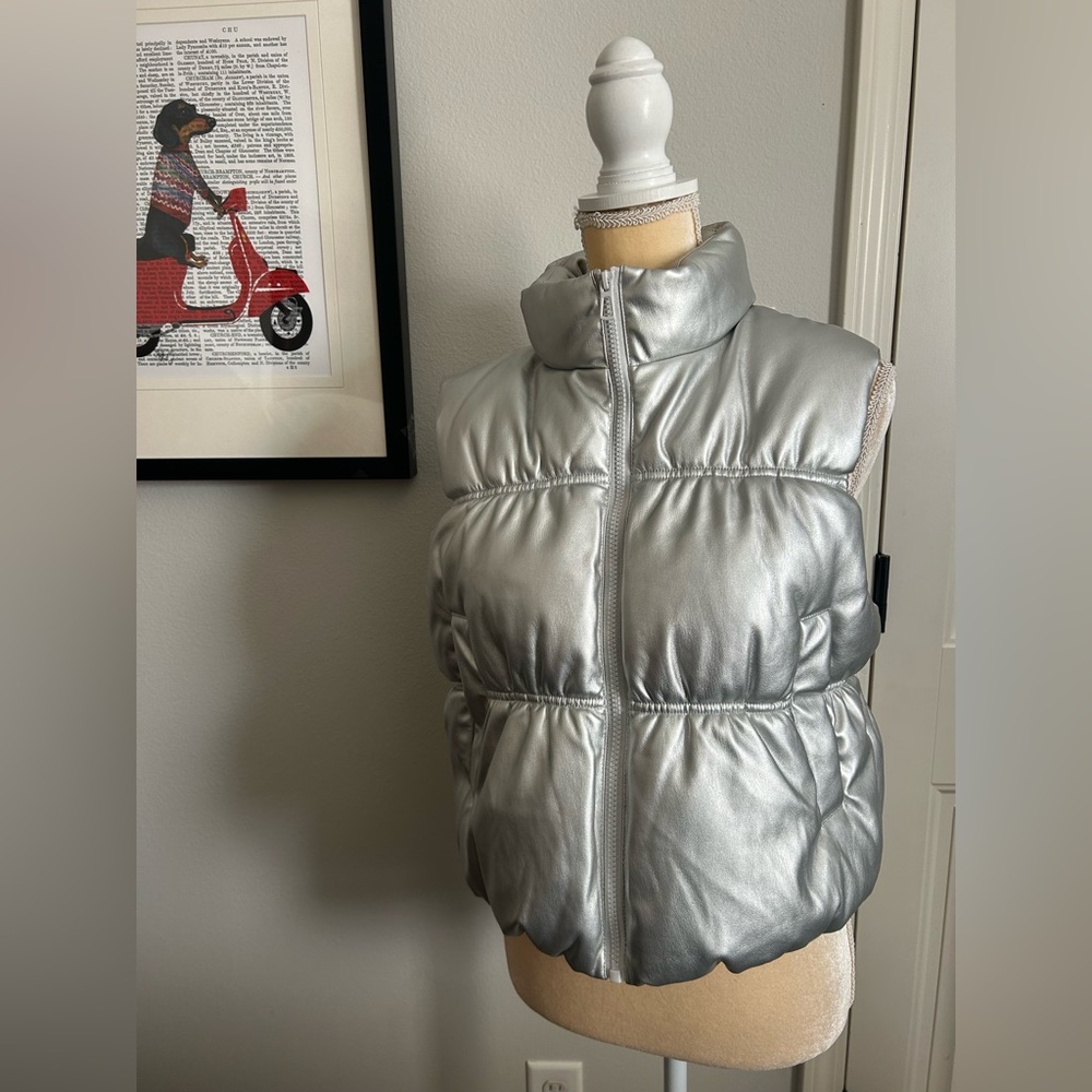 NWT Rachel Roy Silver Metallic Puffer Vest Sz XL Full Zip - Picture 1 of 5